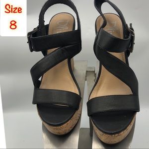 Olive street Hollie Women’s Wedge Sandal Shoes 8